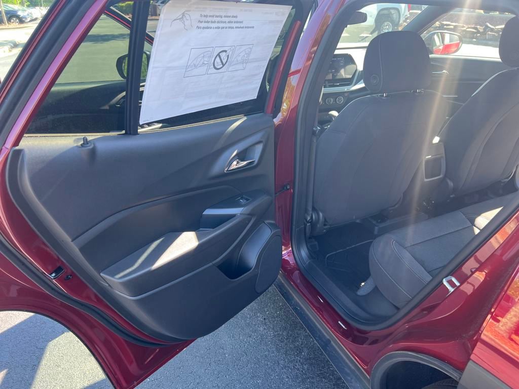 new 2025 Chevrolet Trax car, priced at $24,420