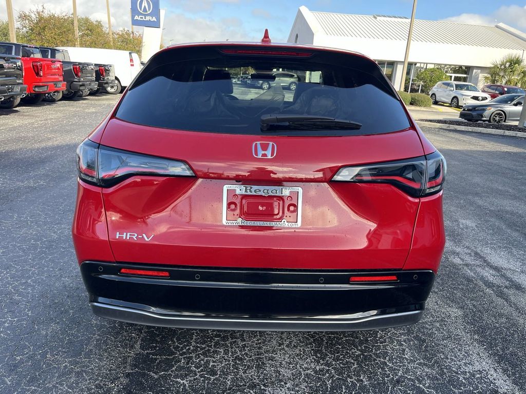 new 2025 Honda HR-V car, priced at $30,850