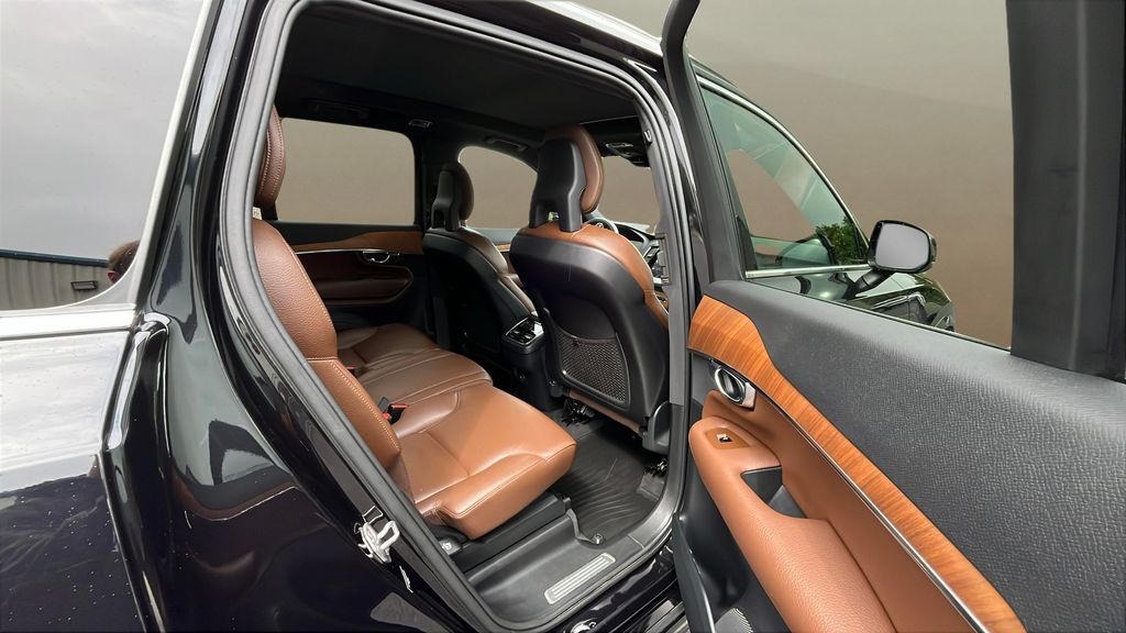 used 2022 Volvo XC90 car, priced at $35,400