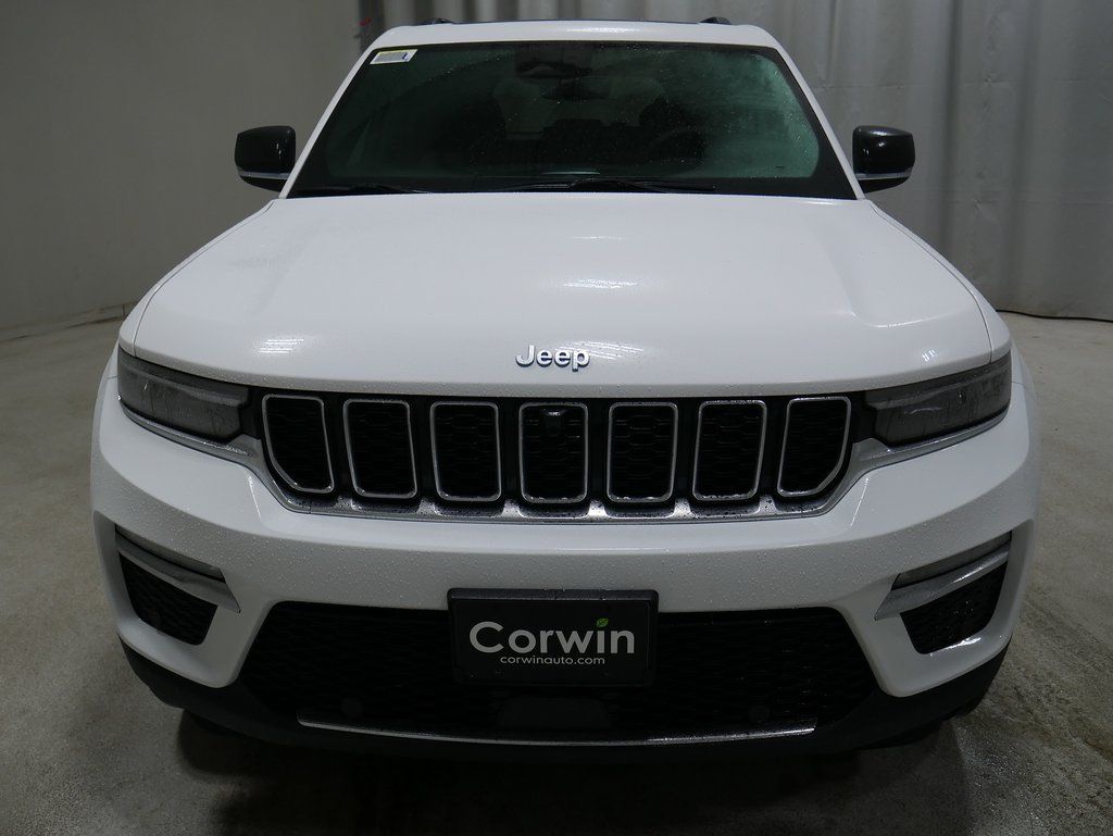 new 2024 Jeep Grand Cherokee car, priced at $60,002