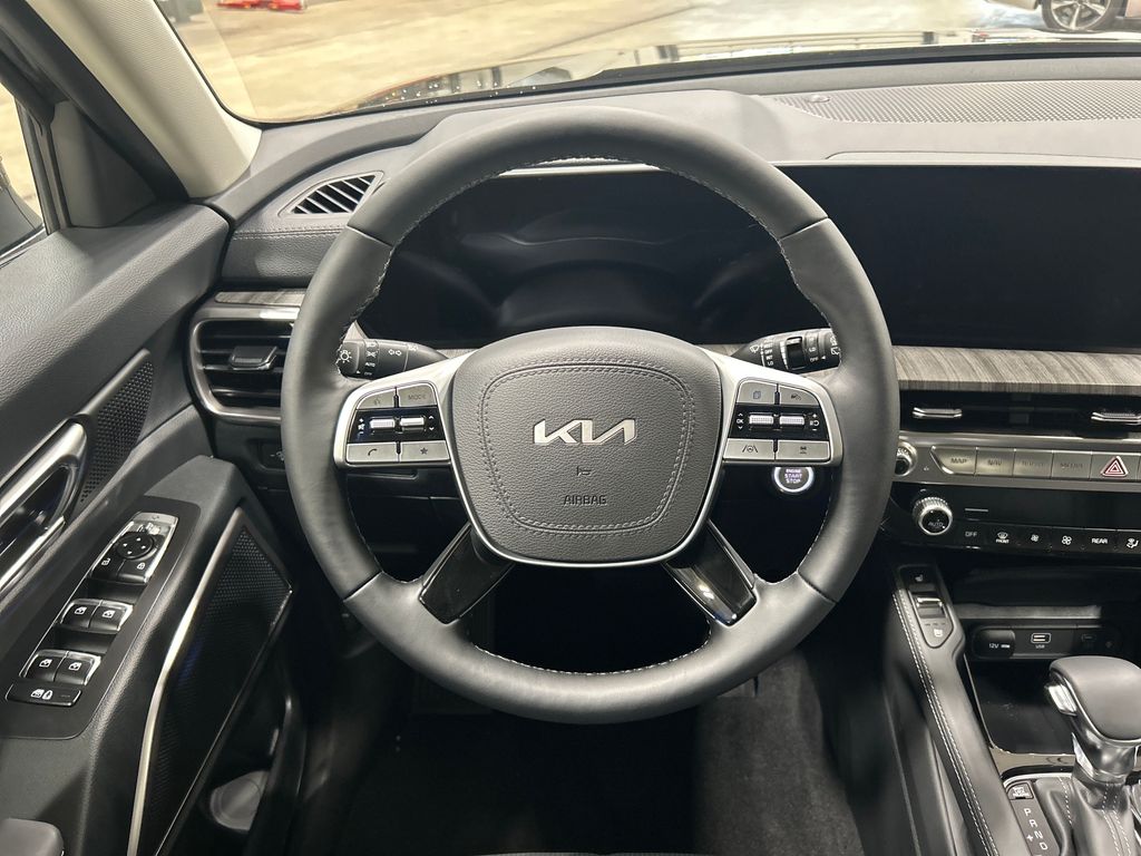 new 2025 Kia Telluride car, priced at $44,044