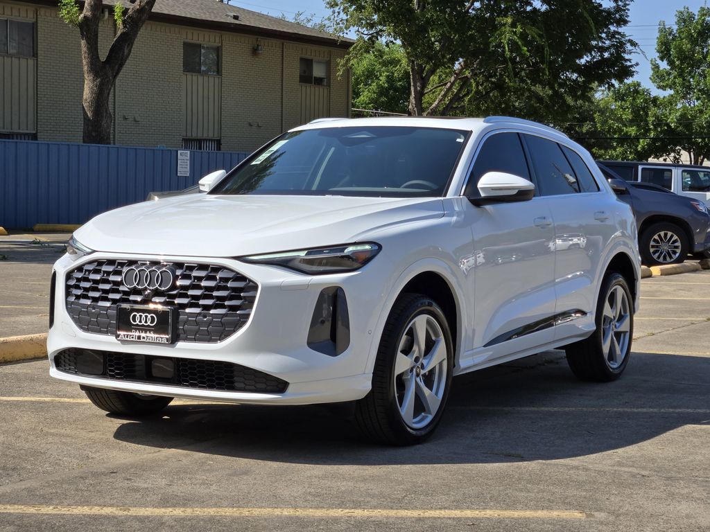 new 2025 Audi Q5 car, priced at $60,705