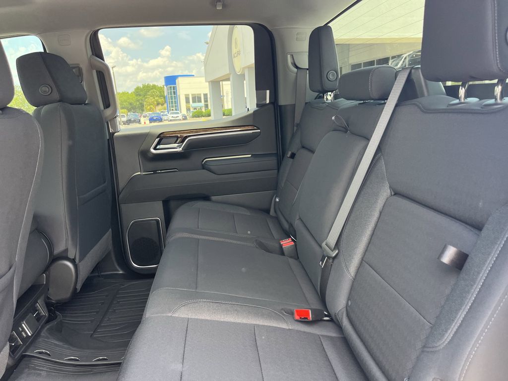 new 2025 GMC Sierra 1500 car, priced at $57,495