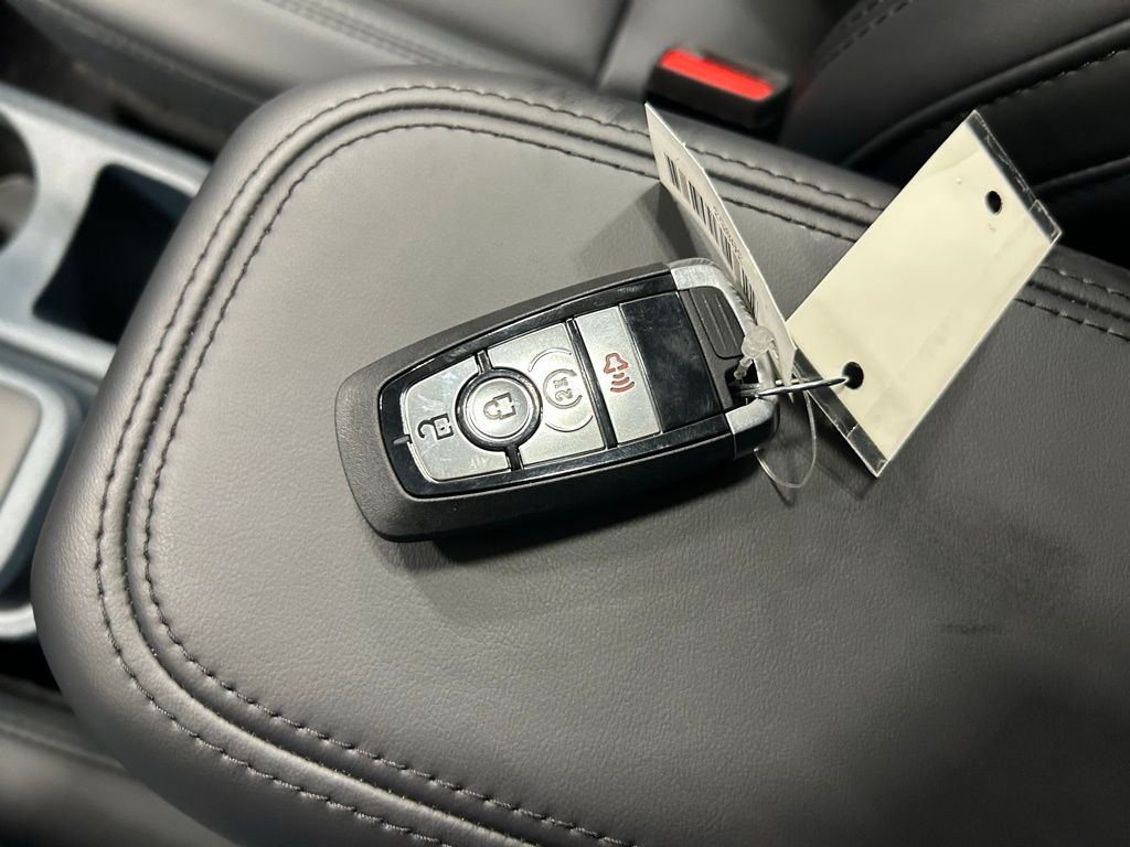 new 2025 Ford Maverick car, priced at $39,270