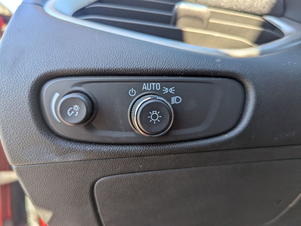 used 2024 Chevrolet Malibu car, priced at $17,991