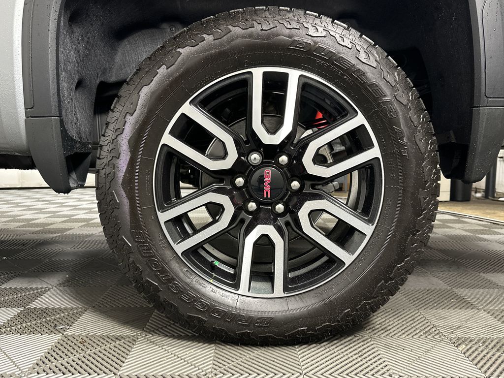 new 2025 GMC Sierra 1500 car, priced at $66,655