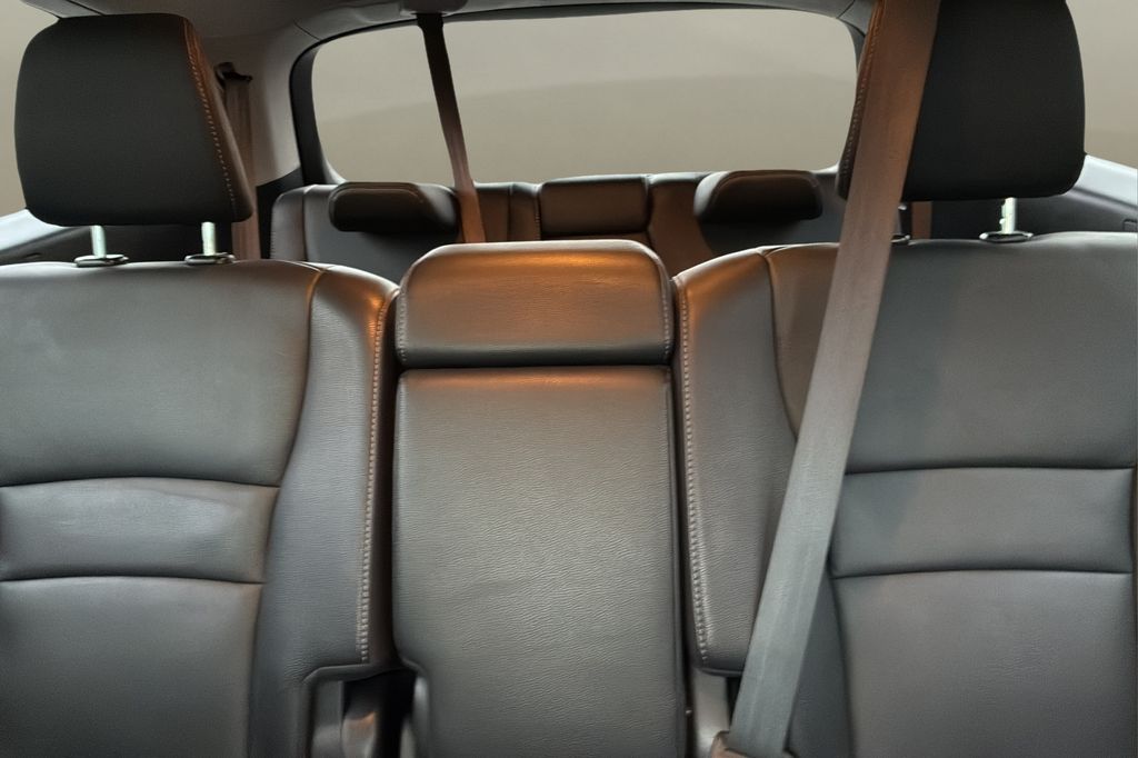 used 2021 Honda Pilot car, priced at $23,500