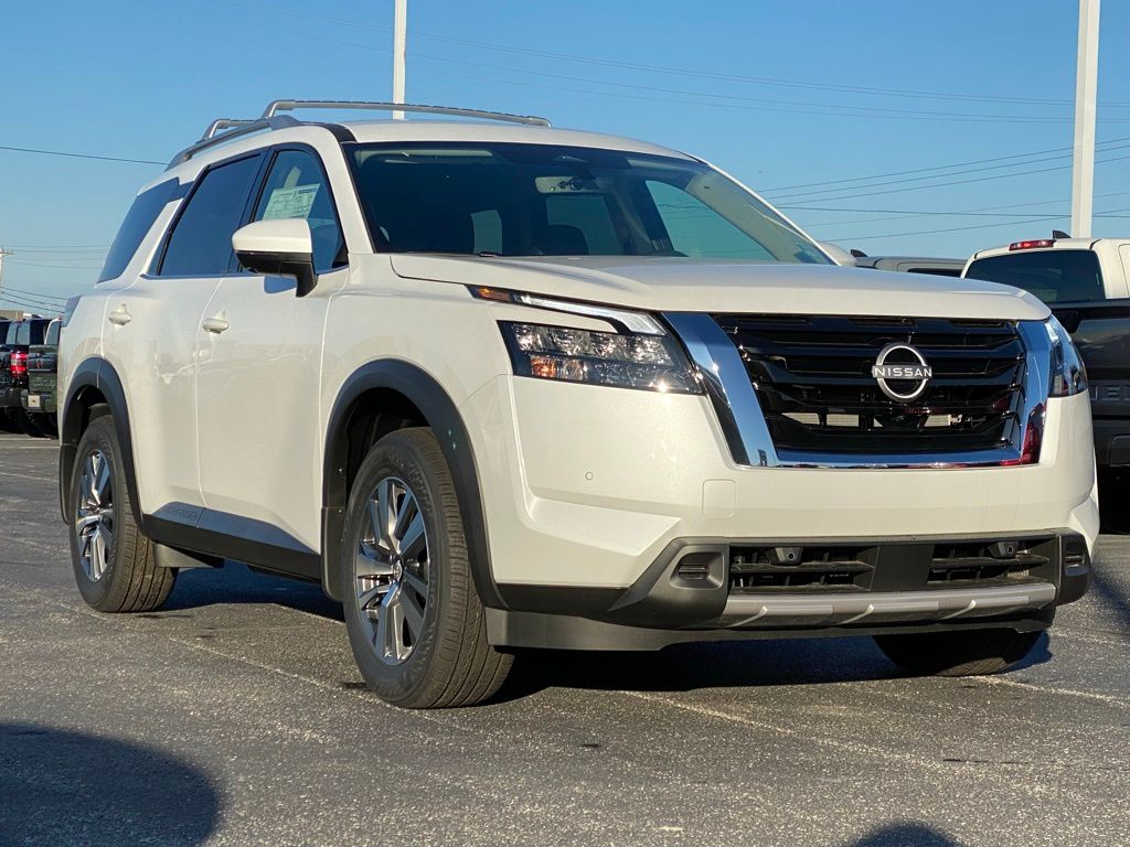 new 2025 Nissan Pathfinder car, priced at $41,695