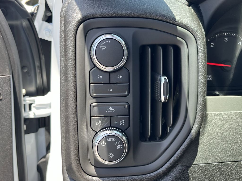 new 2025 GMC Sierra 2500HD car, priced at $67,935