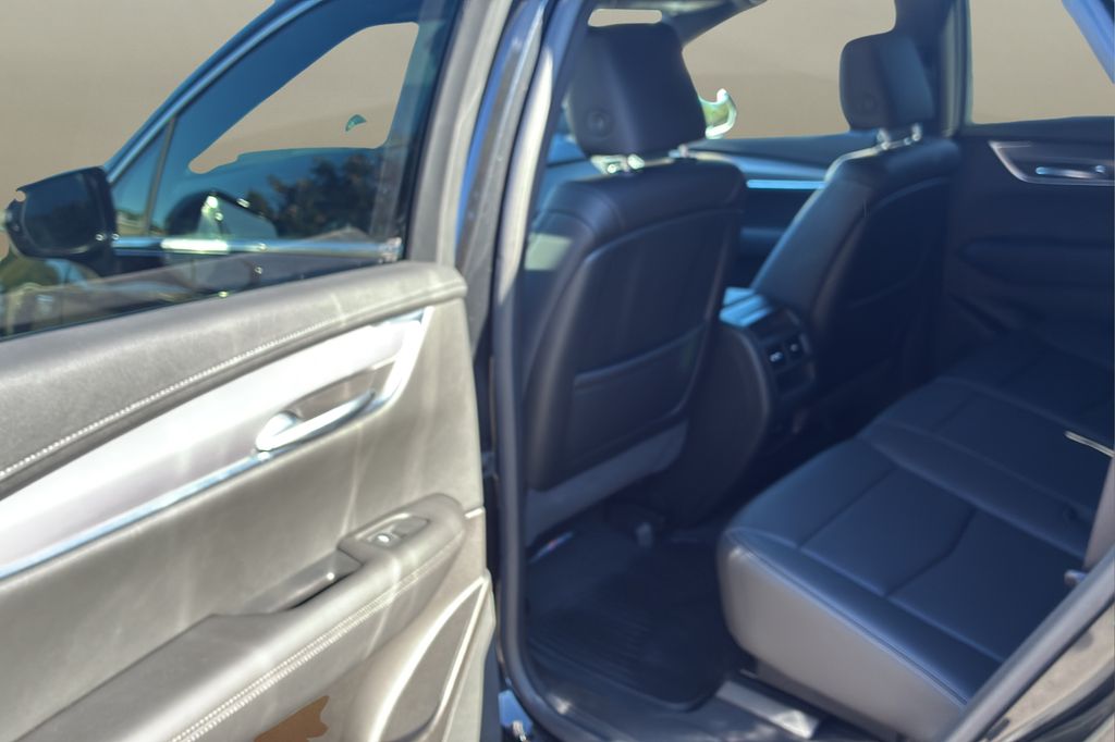 used 2024 Cadillac XT5 car, priced at $35,400