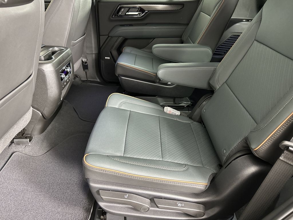 new 2025 GMC Yukon car, priced at $91,734