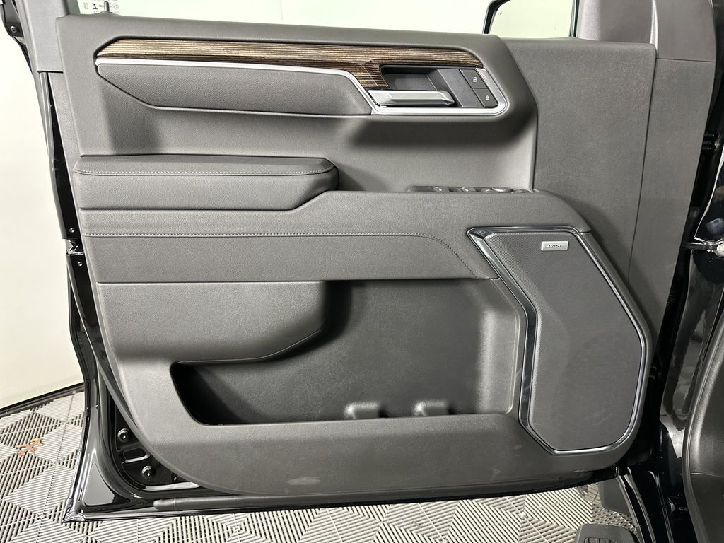 new 2025 GMC Sierra 1500 car, priced at $62,224