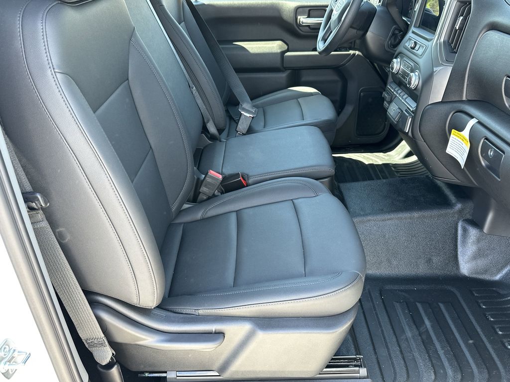 new 2025 GMC Sierra 2500HD car, priced at $50,885
