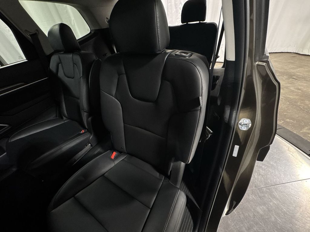 new 2025 Kia Telluride car, priced at $41,179