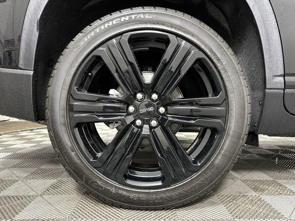 new 2025 GMC Acadia car, priced at $50,624