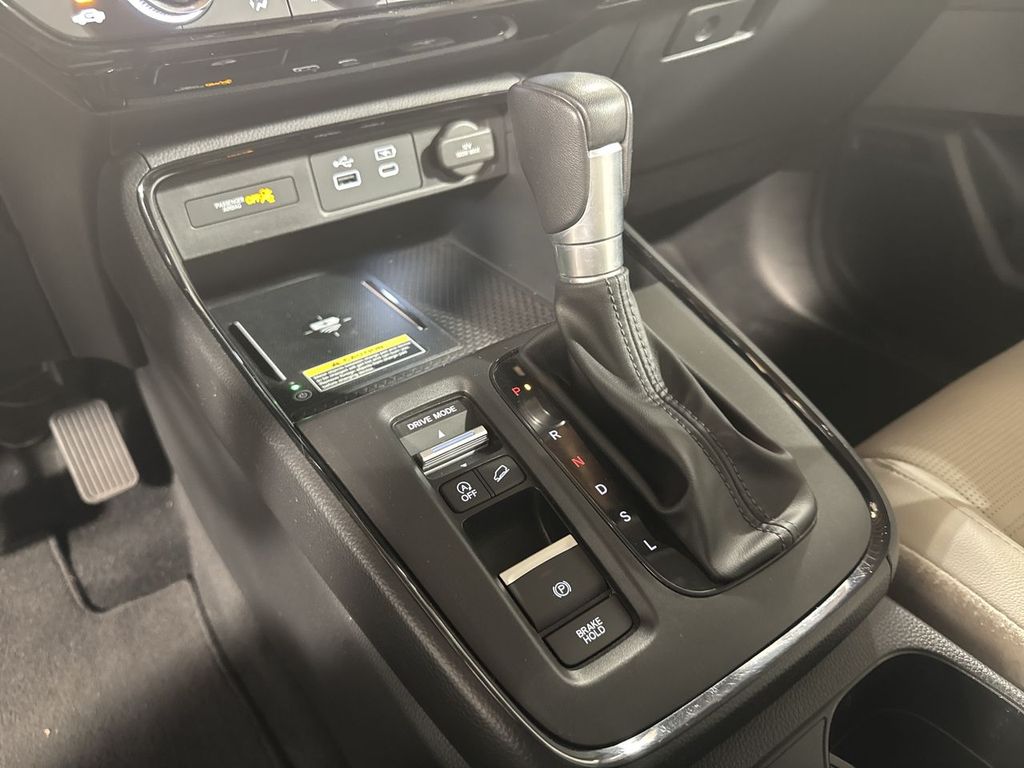 used 2024 Honda CR-V car, priced at $34,959