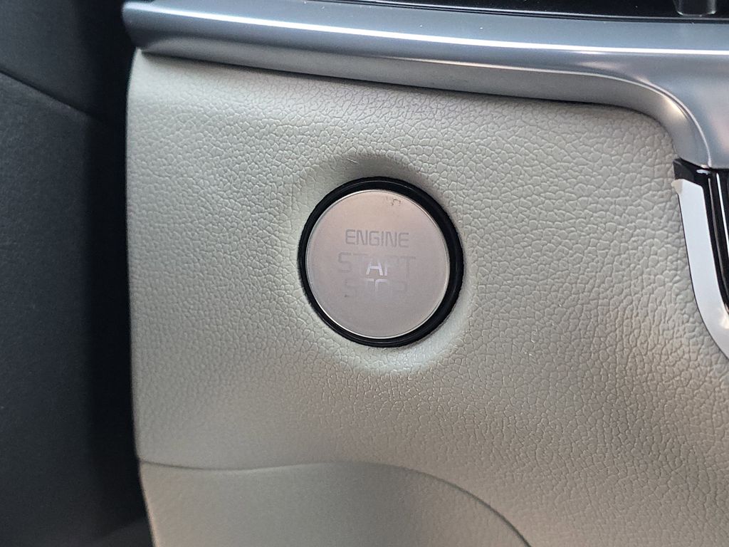 new 2025 Kia Sorento car, priced at $38,877