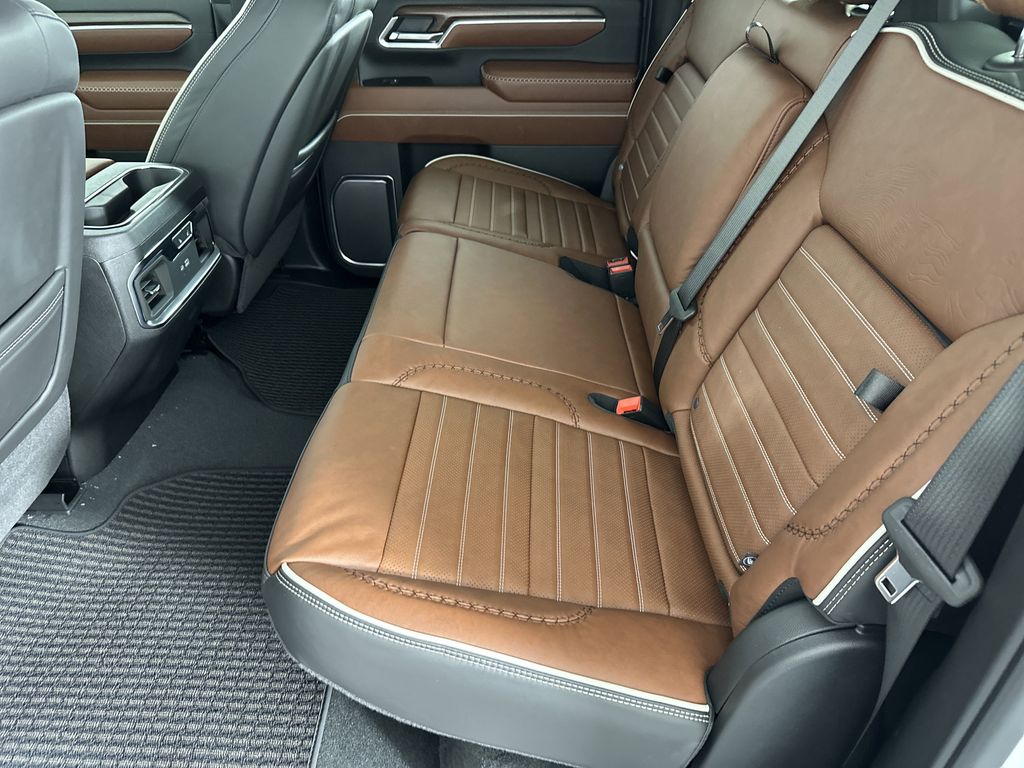 new 2025 GMC Sierra 2500HD car, priced at $93,552