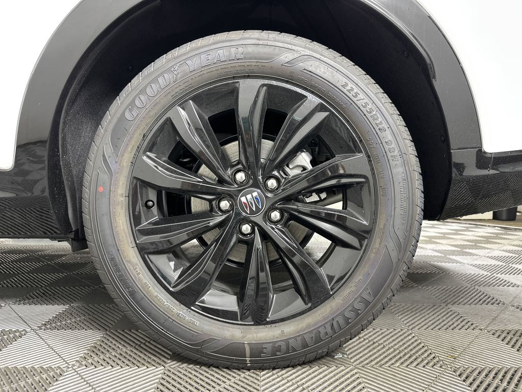 new 2025 Buick Envista car, priced at $29,075