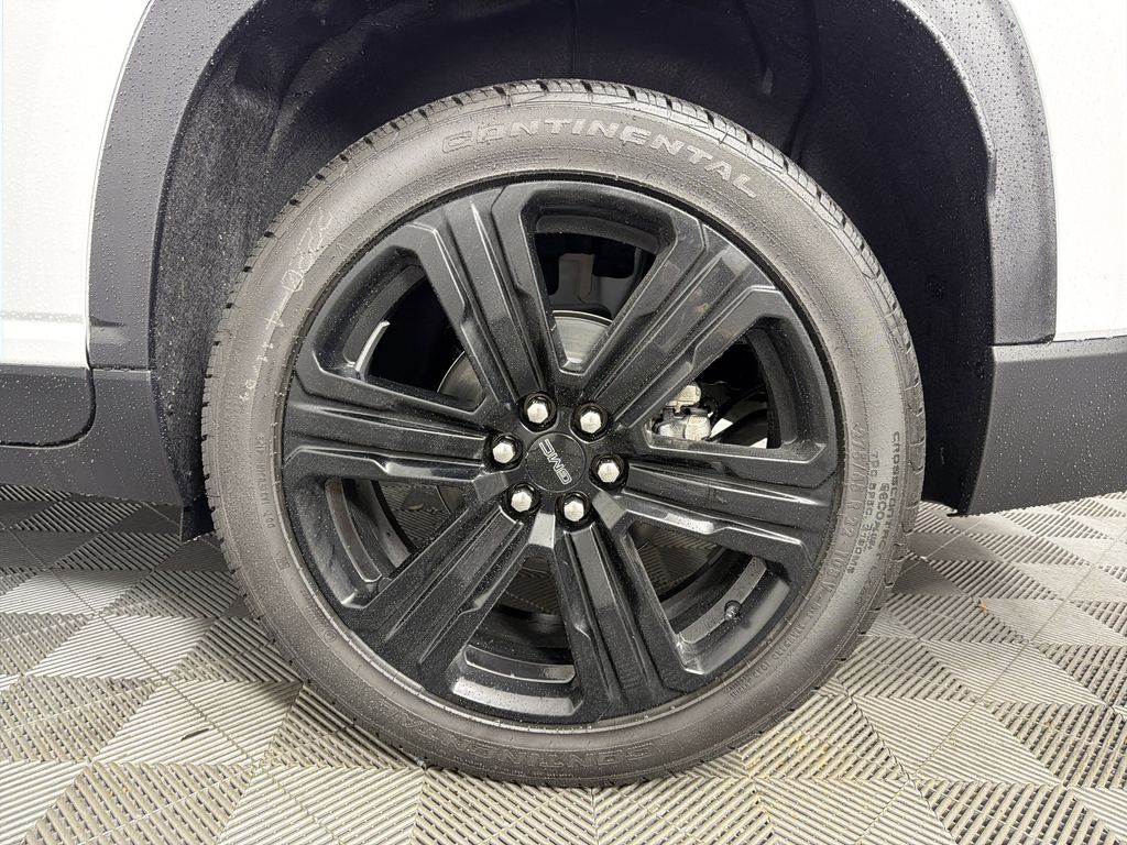 new 2026 GMC Acadia car, priced at $51,625