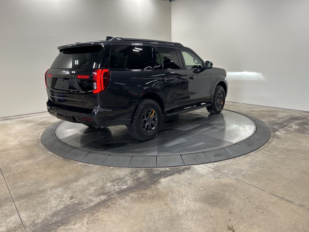 used 2025 Ford Expedition car, priced at $83,462
