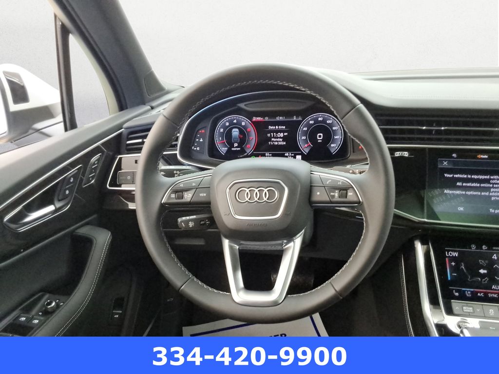 new 2025 Audi Q7 car, priced at $65,306