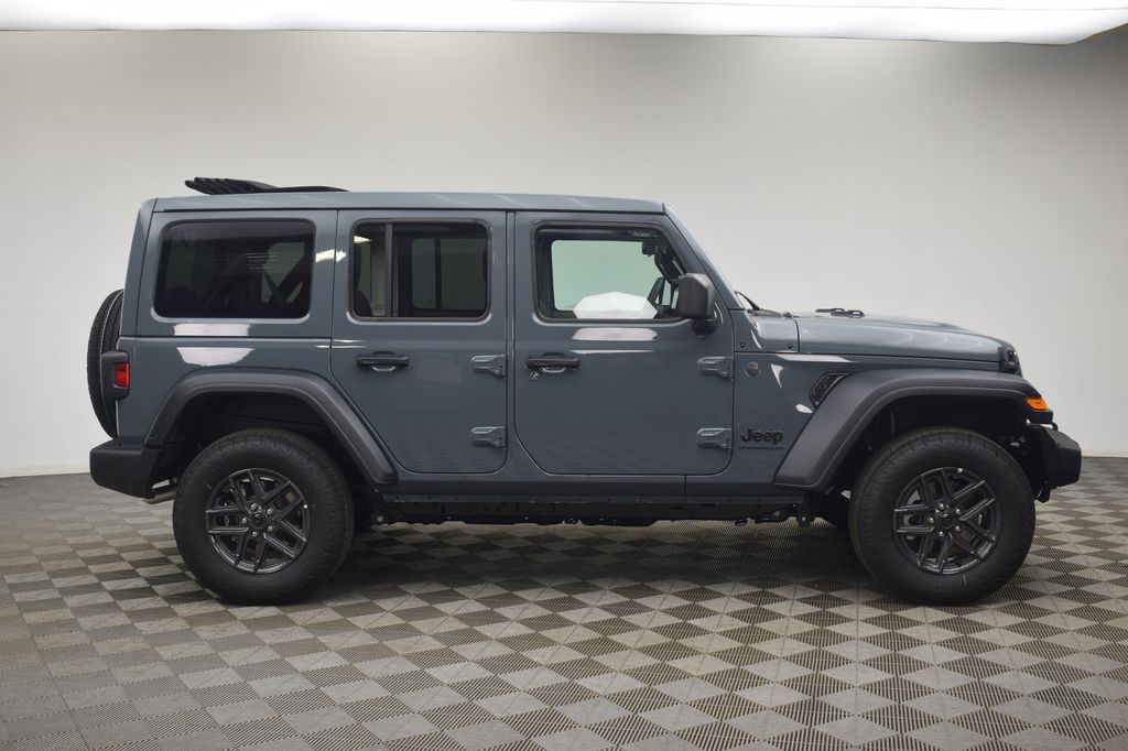 new 2026 Jeep Wrangler car, priced at $48,456