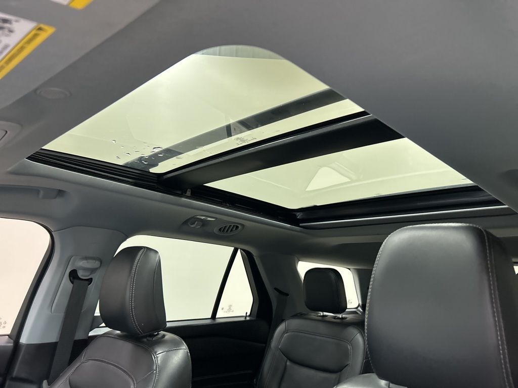 used 2021 Ford Explorer car, priced at $26,314