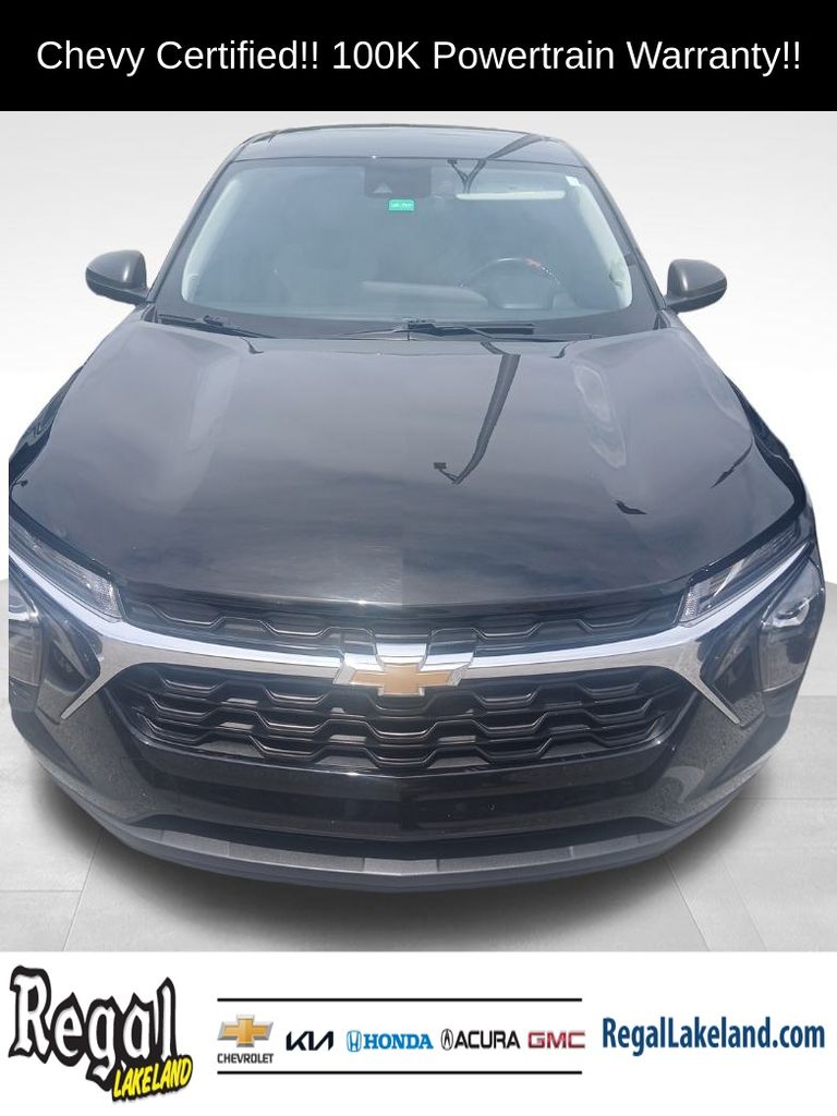 used 2024 Chevrolet Trax car, priced at $20,892