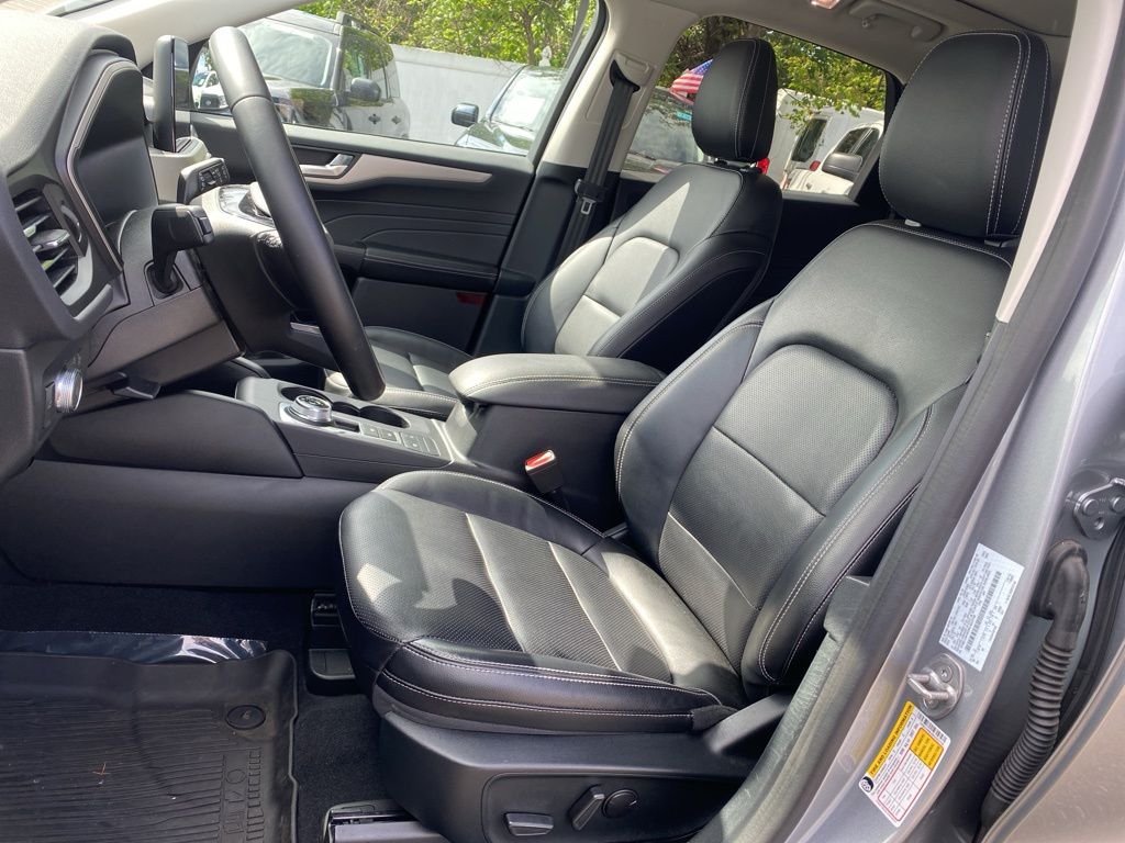 used 2022 Ford Escape car, priced at $23,995