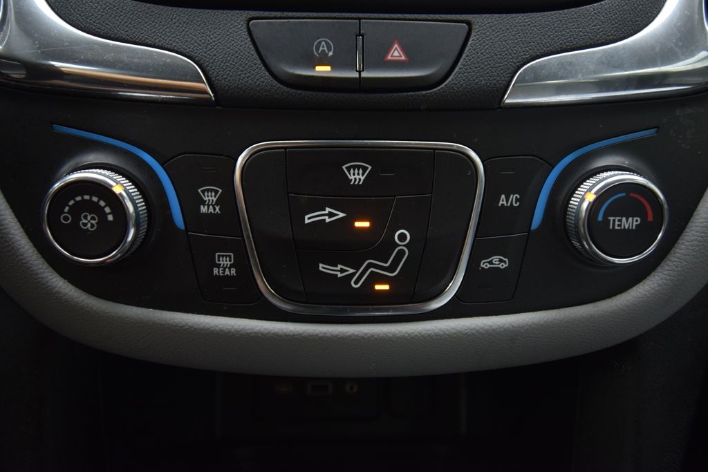 used 2022 Chevrolet Equinox car, priced at $20,300