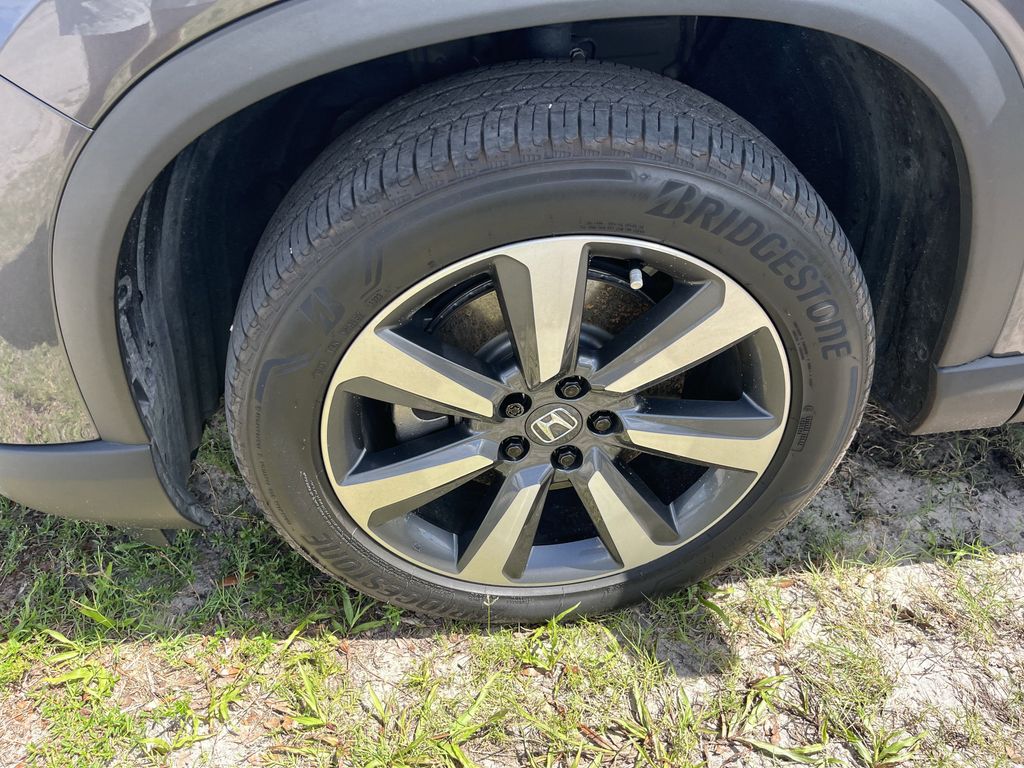 used 2023 Honda Pilot car, priced at $42,891