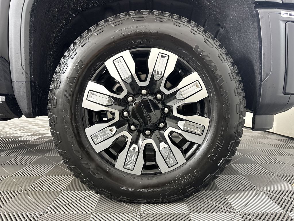 new 2025 GMC Sierra 2500HD car, priced at $85,634