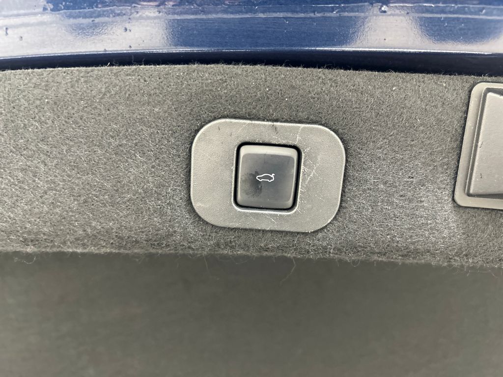 used 2017 Lincoln Continental car, priced at $21,412