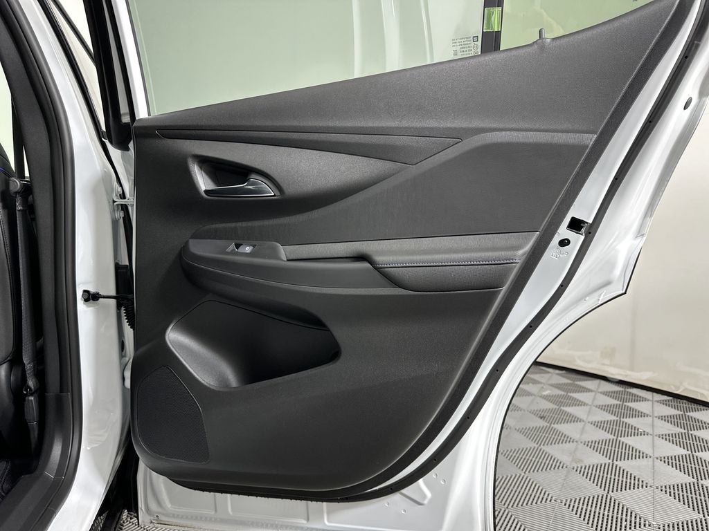 new 2025 Buick Envista car, priced at $29,075