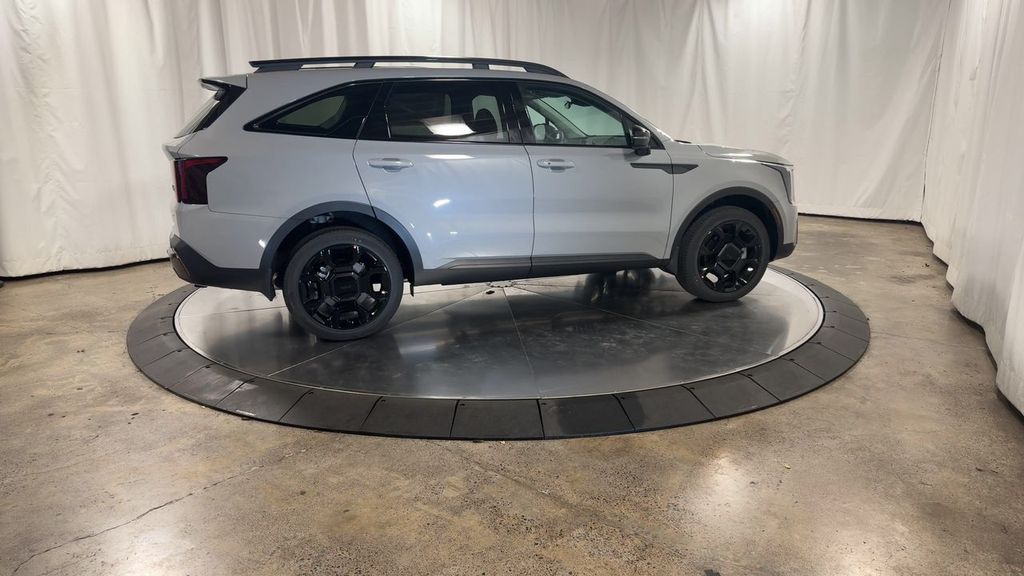 new 2025 Kia Sorento car, priced at $42,074