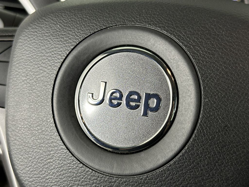 used 2019 Jeep Cherokee car, priced at $15,579