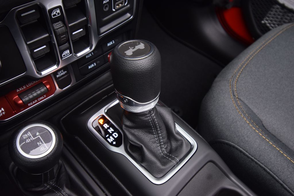 new 2025 Jeep Wrangler car, priced at $52,088