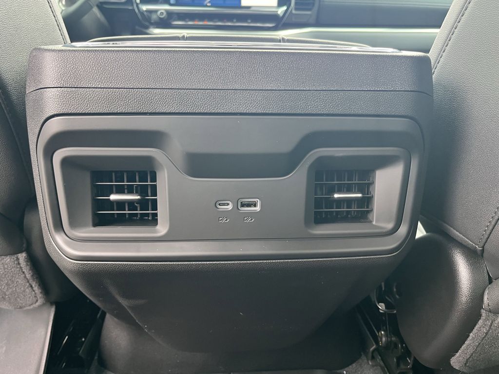 new 2025 Chevrolet Silverado 1500 car, priced at $50,963