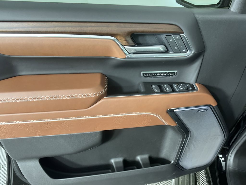 new 2025 GMC Sierra 1500 car, priced at $78,239