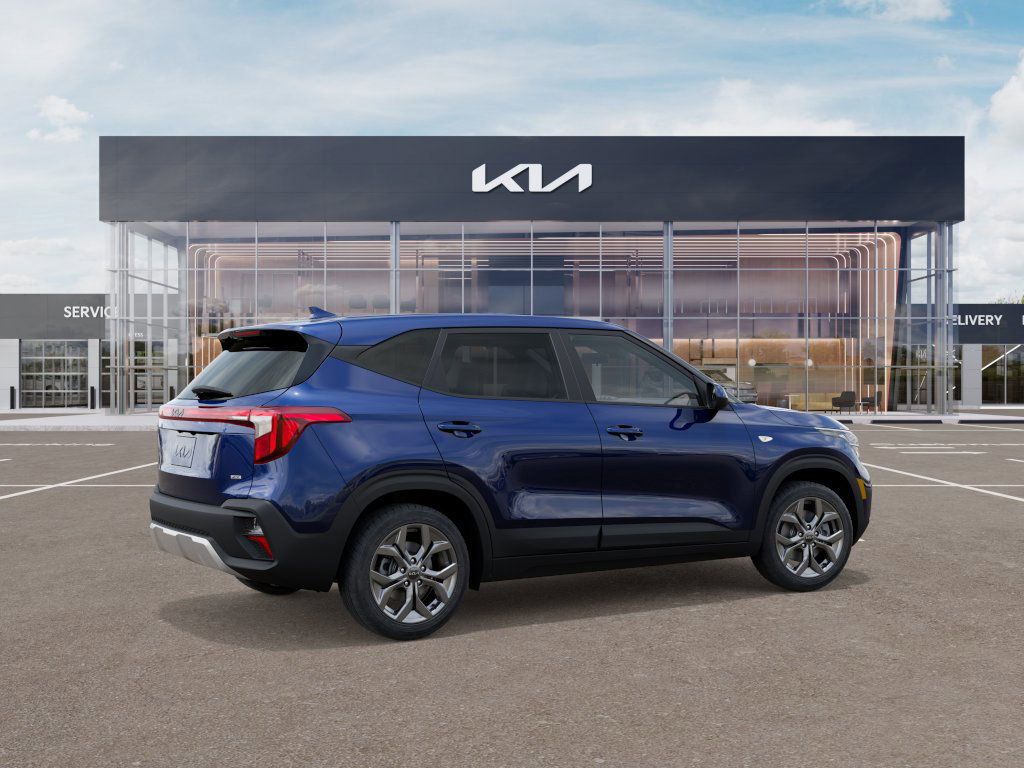 new 2025 Kia Seltos car, priced at $25,600