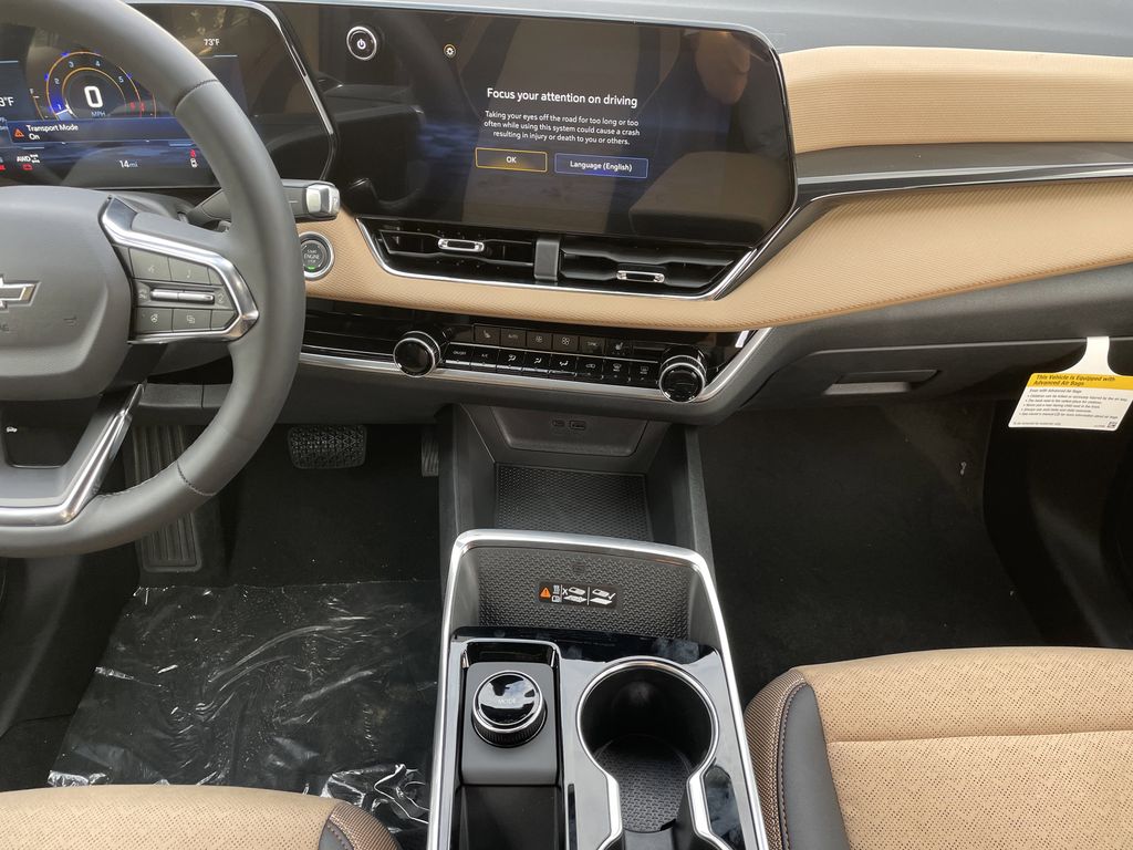 new 2026 Chevrolet Equinox car, priced at $32,900