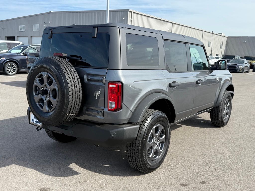 new 2024 Ford Bronco car, priced at $44,098