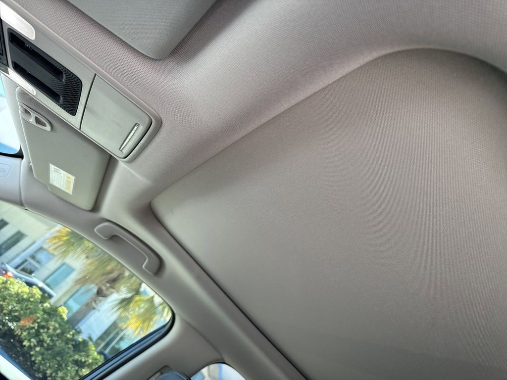 new 2025 Honda Pilot car, priced at $47,736