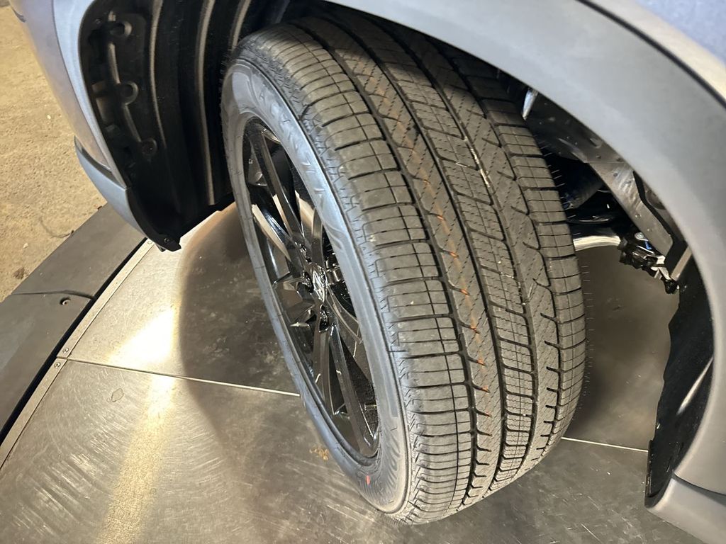 new 2025 Honda Pilot car, priced at $56,075