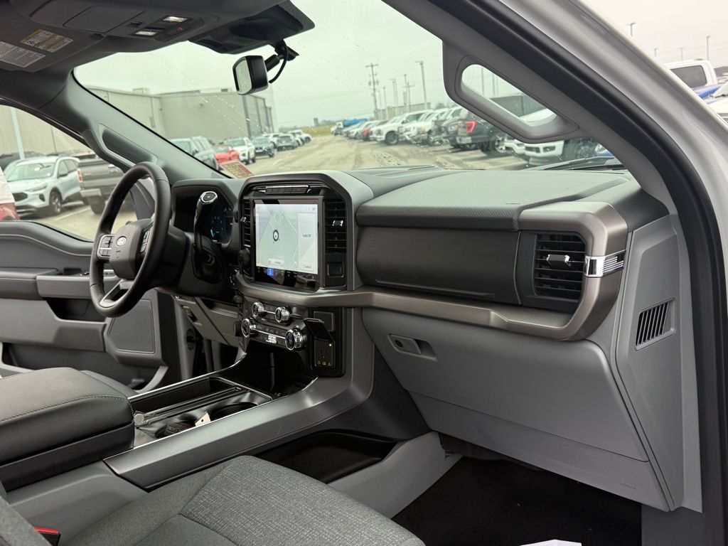 new 2024 Ford F-150 car, priced at $50,960