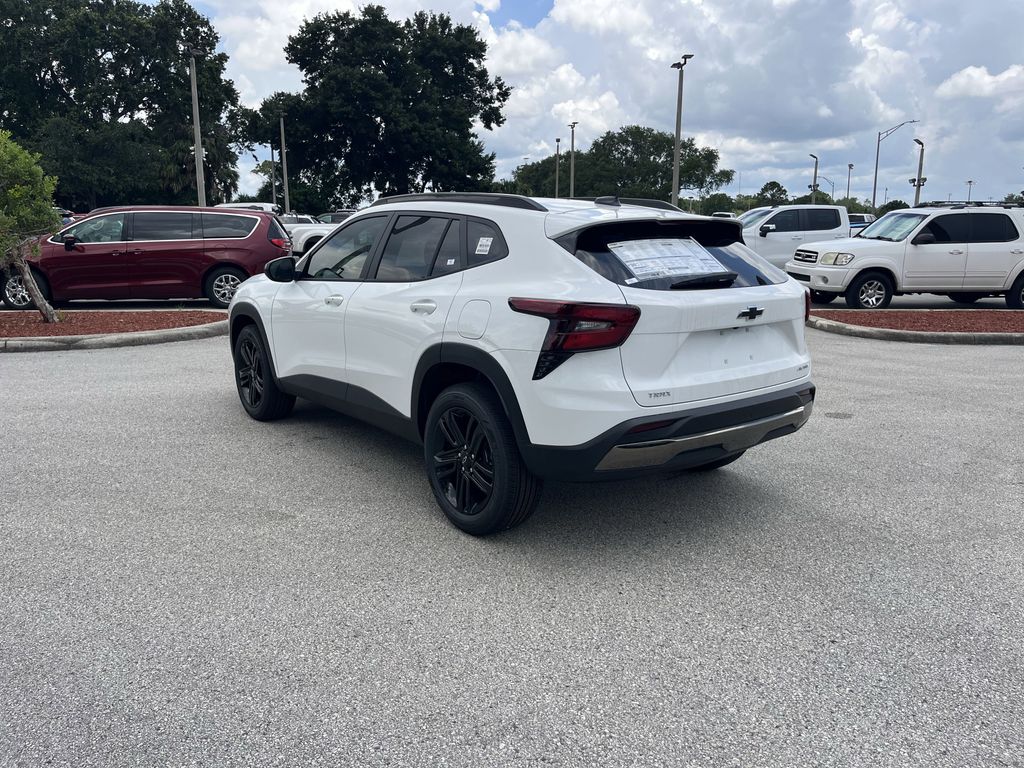 new 2025 Chevrolet Trax car, priced at $25,353