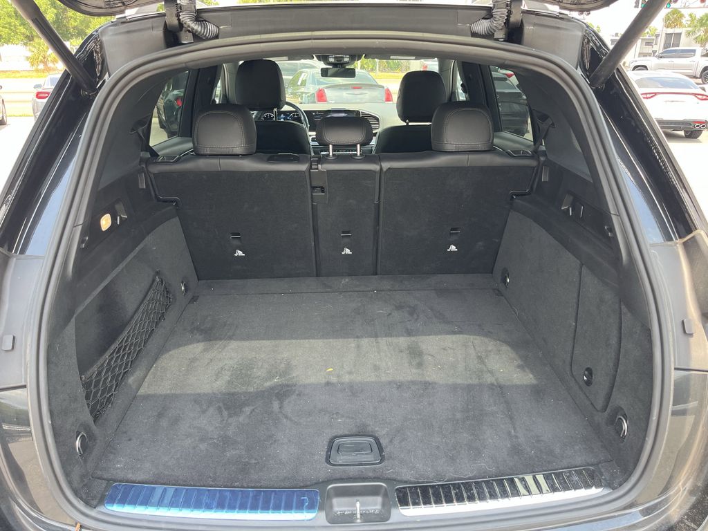 used 2022 Mercedes-Benz GLE car, priced at $45,991