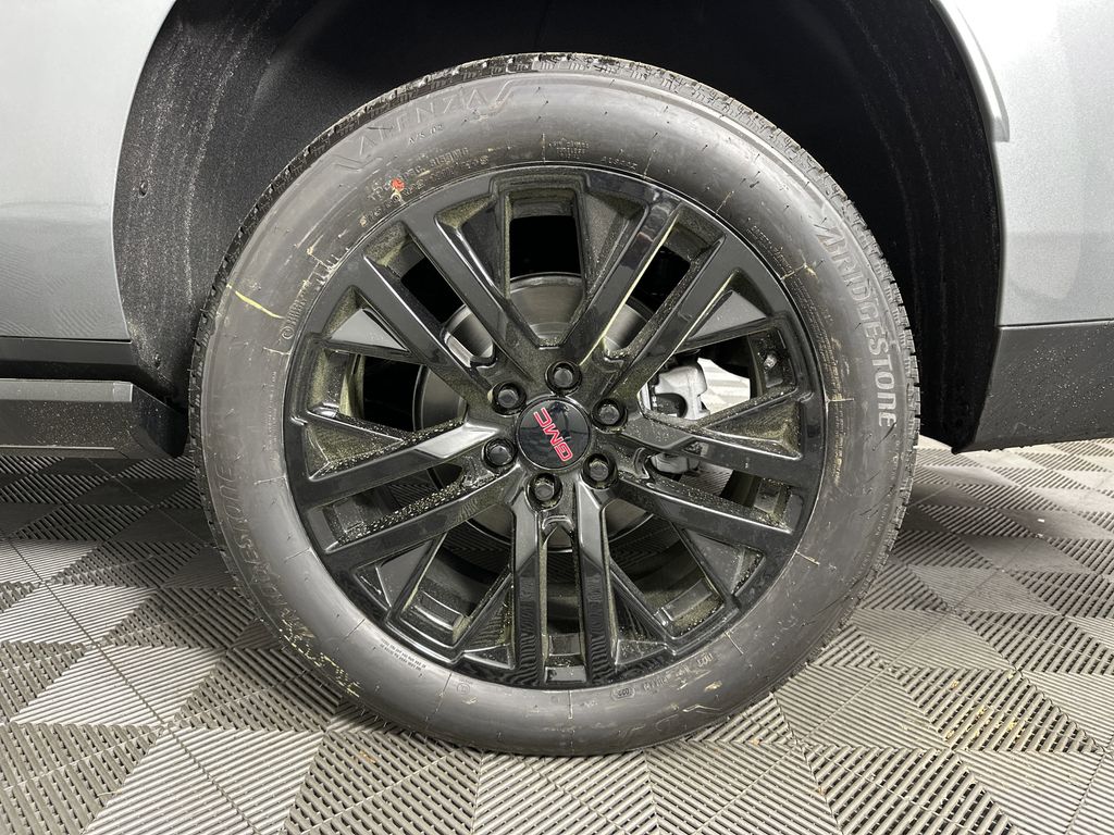 new 2025 GMC Yukon XL car, priced at $92,154