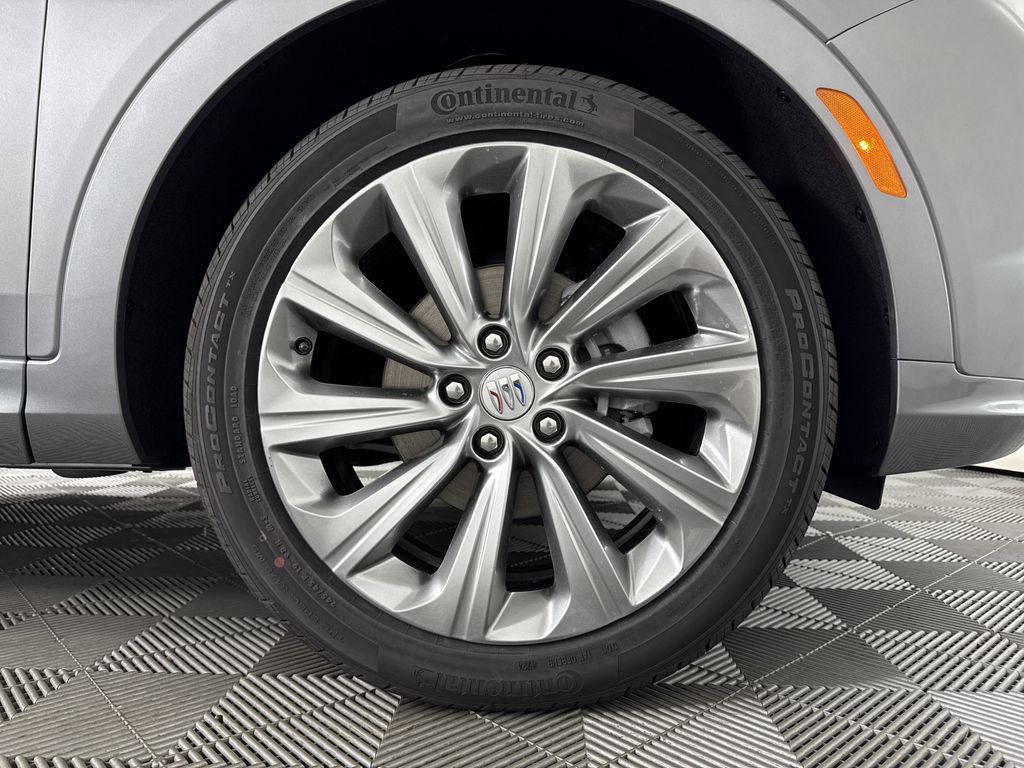 new 2025 Buick Envista car, priced at $31,085